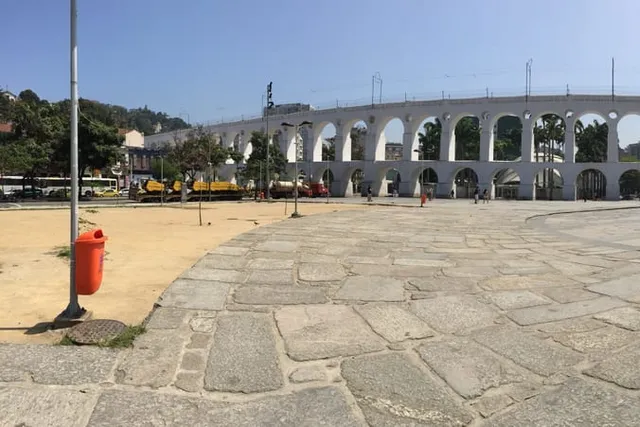 Vista panorámica de los Arcos da Lapa, antiguo acueducto colonial de Río de Janeiro